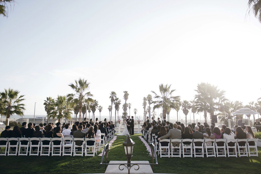 Hyatt Huntington Beach Wedding By John Park 18 California Courtyard