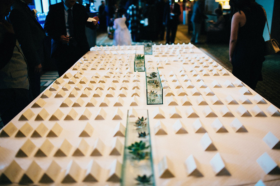 19-hilton-anaheim-by-camie-jane-photography-place-cards