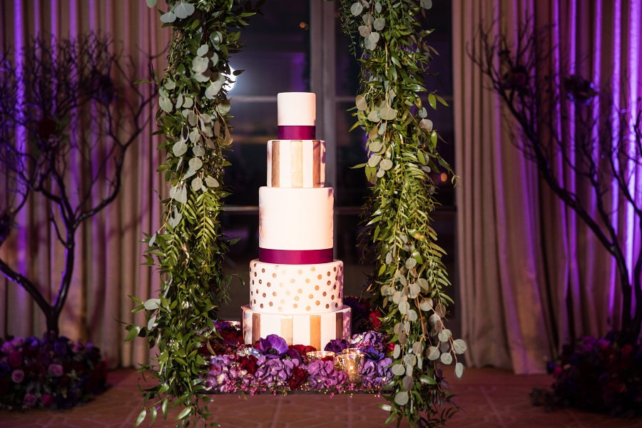 37 Pelican Hill Wedding by D Park Photography Reception Details Cake