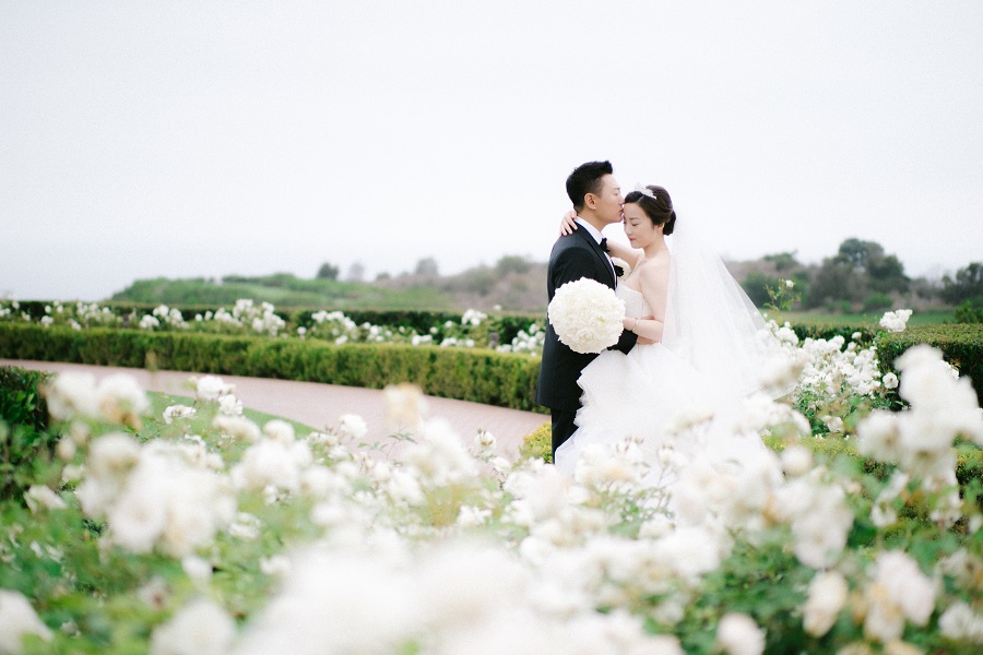 8 Pelican Hill Wedding by Steve Steinhardt Bride and GRoom