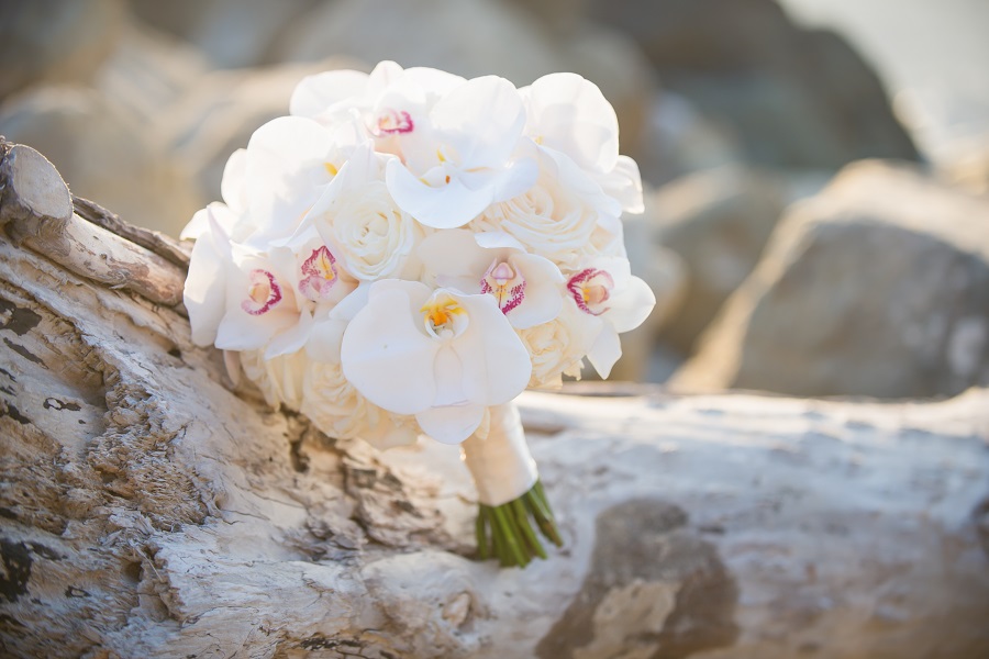 4_Ritz Carlton Laguna Niguel Wedding by KLK Photography_Details White Orchid and Rose Brial Bouquet