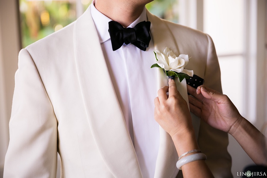 7 Ritz Carlton Laguna Niguel Wedding by Lin and Jirsa Groom Boutonniere Gardenia