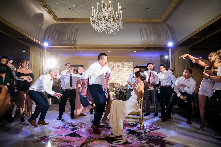 55b Ritz Carlton Laguna Niguel Wedding by Sarah Mack Photograpy Garter