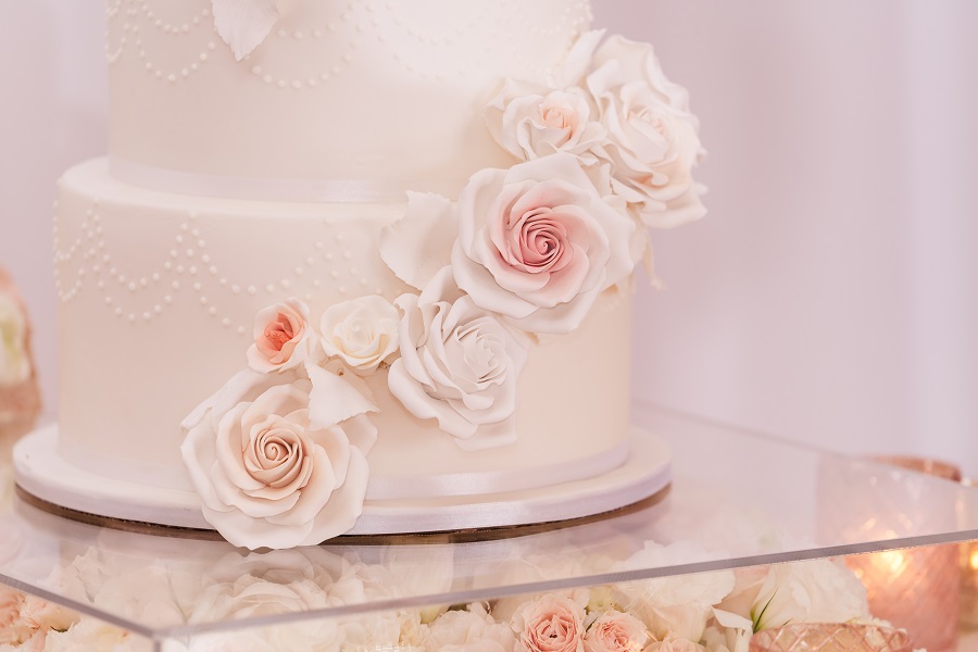 48 Ritz Carlton Laguna Niguel Wedding by Lin and Jirsa Wedding cake