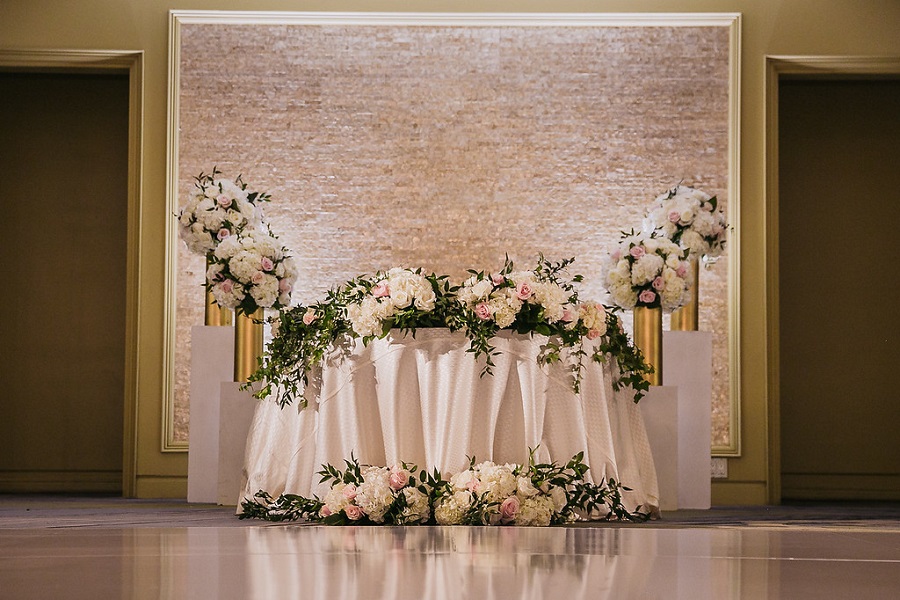 24 Ritz Carlton Laguna Niguel Wedding by Sarah Mack Sweetheart table