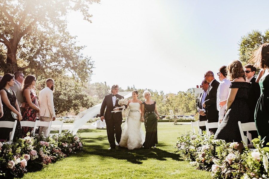23 Triunfo Creek Vineyard Wedding by Sarah Mack Photography Ceremony