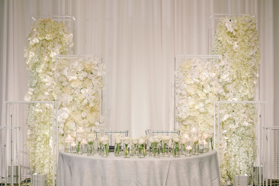 25 Pasea Huntington Beach Wedding by Cotton Love Studios Sweetheart Table
