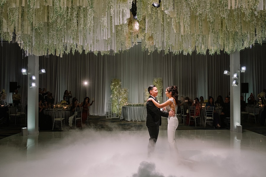 30 Pasea Huntington Beach Wedding by Cotton Love Studios First Dance