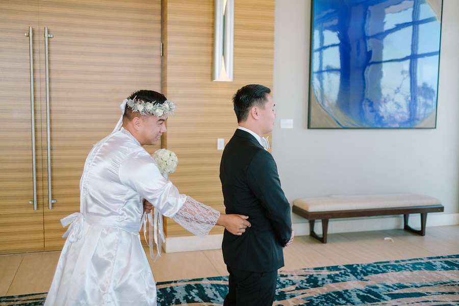 5 Pasea Huntington Beach Wedding by Cotton Love Studios First Look